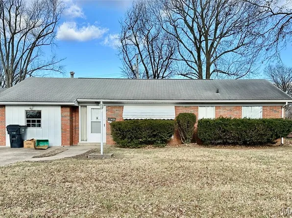 127 Clearview Dr, Belleville, IL 62223