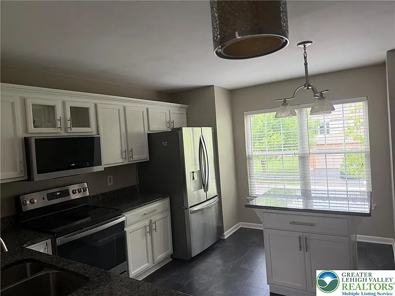 6510 Pioneer Dr — Photo 11