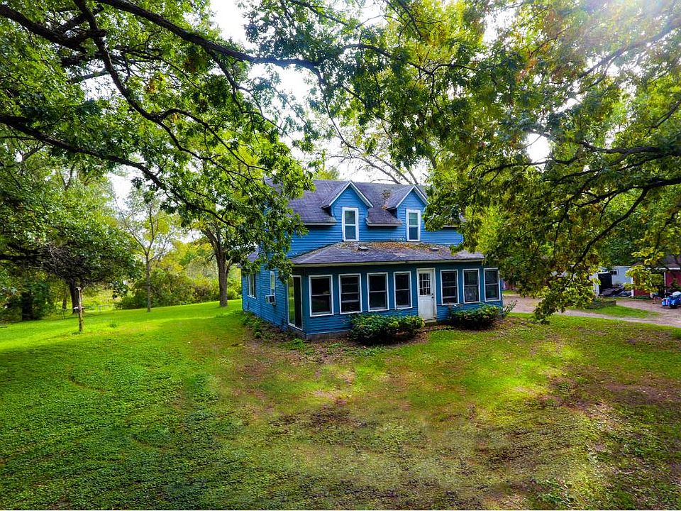 1st image of 3014 Viking Blvd NE