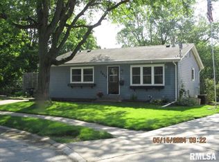 3611 Magnolia Ct, Bettendorf, IA 52722