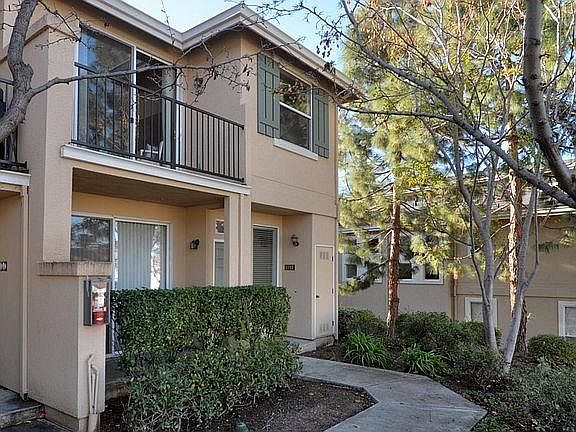 1st image of 1014 Esparanza Way