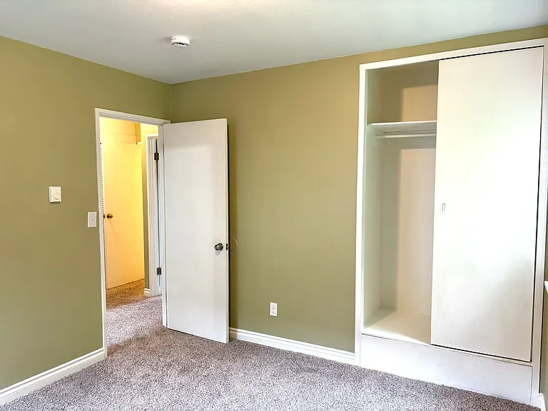 4539 SE 100th Ave — Photo 18