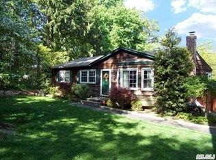 116 Dawn Rd, Rocky Point, NY 11778