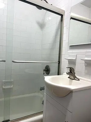 Rented by Oxford Property Group | media 5