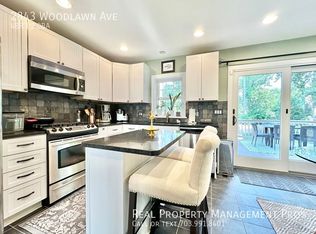 2843 Woodlawn Ave, Falls Church, VA 22042