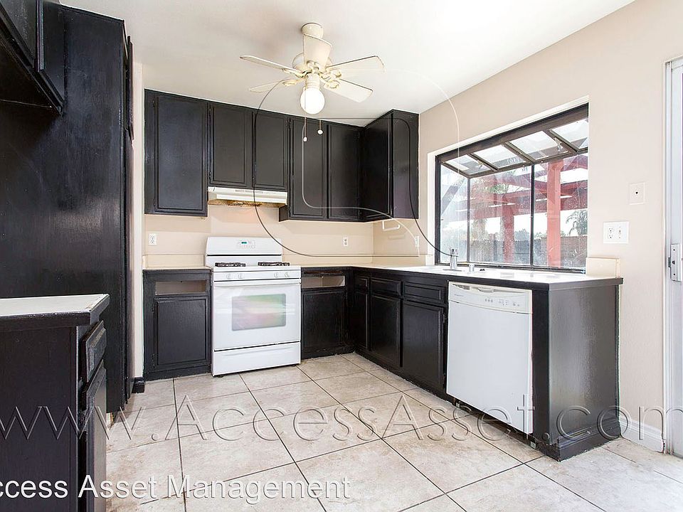 1st image of 1106 Roosevelt Dr