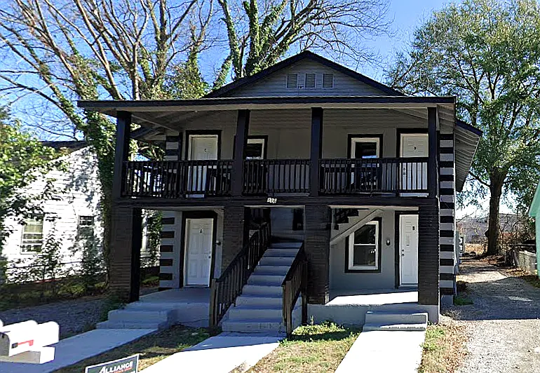 116 Harrell Street - D — Photo 4
