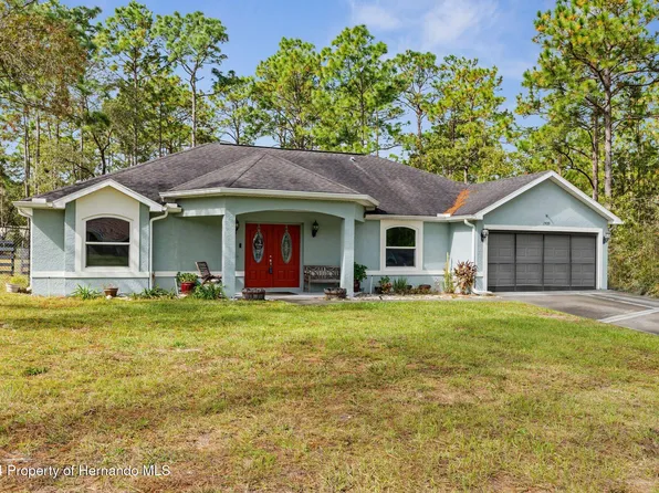 17439 Macassar Rd, Weeki Wachee, FL 34614