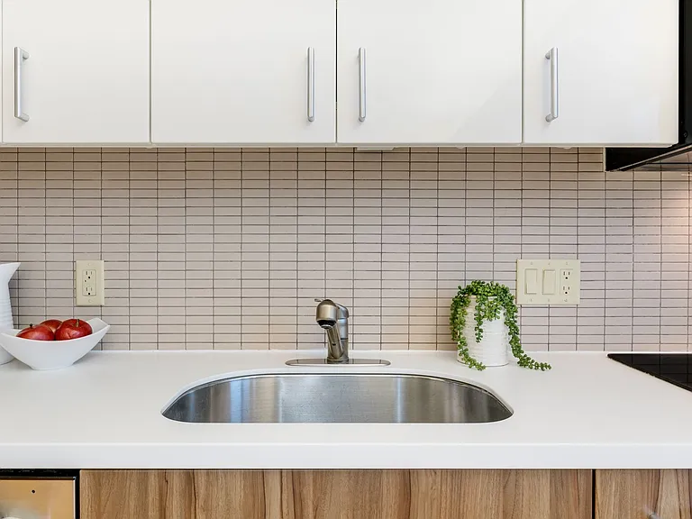 1455 N Killingsworth St #417 — Photo 16