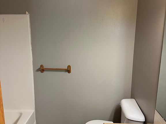 5th image of 509 E Redwood Dr