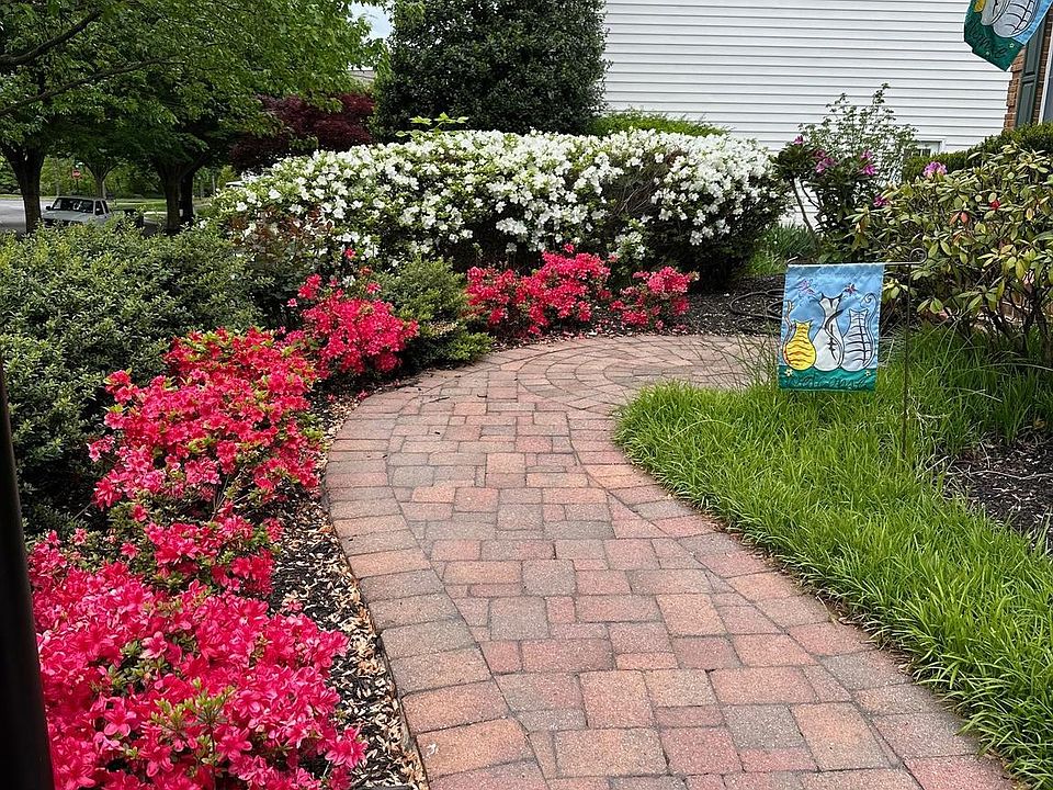 2nd image of 15078 Sycamore Hills Pl
