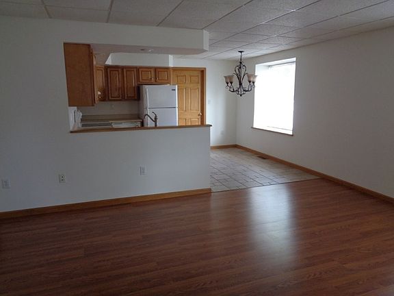 4th image of 18 N Montour St #18R