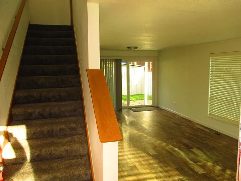 33124 E Lake Holm Dr SE — Photo 2