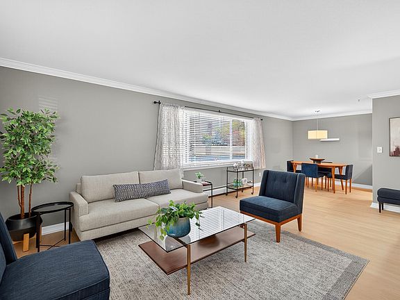 5th image of 2700 W 44th St APT 104