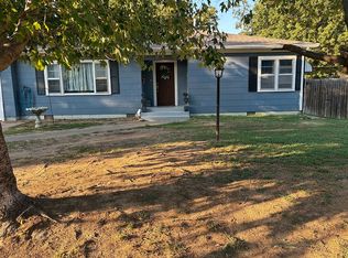 607 W Lafayette Ave, Checotah, OK 74426