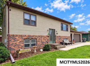 841 9th St SE, Mason City, IA 50401