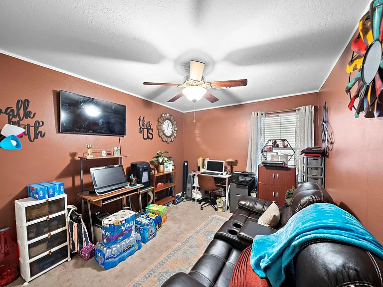 1110 Ambrosden Ln — Photo 18
