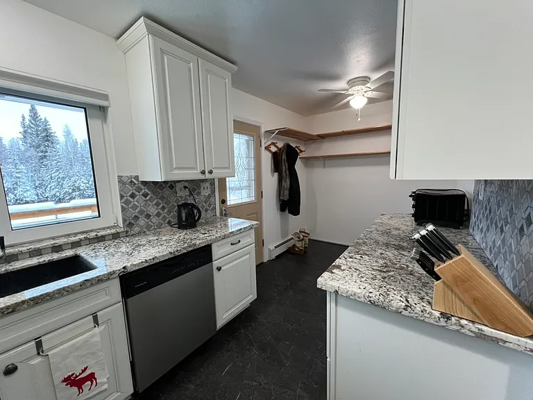 1813 Keaster Rd — Photo 2