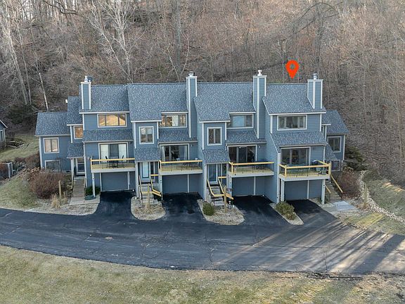2nd image of 324 Territory Dr