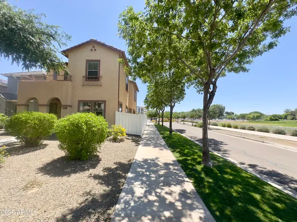 1492 S Pike Lane, Gilbert, AZ 85296