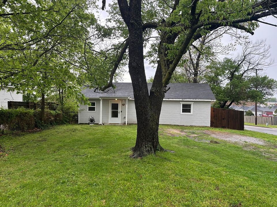 1st image of 802 S Brownell Avenue