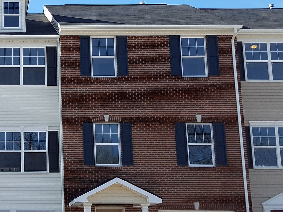 1st image of 2240 Mallard Landing Dr