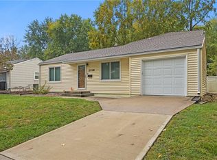 2916 S Mason Ave, Independence, MO 64052