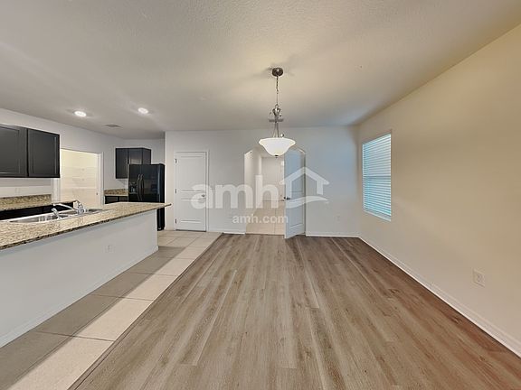 4th image of 10927 Carlton Fields Dr