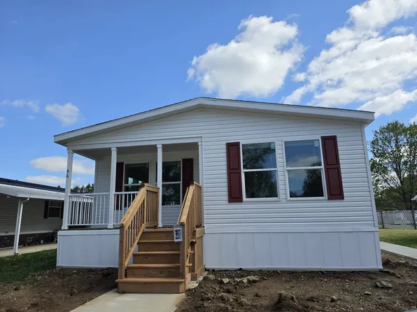 46 C St #46, Navarre, OH 44662