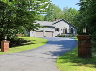 7 Castle View Ln, Belgrade, ME 04917