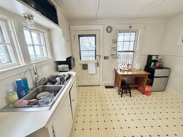 281 S Winooski Ave — Photo 6