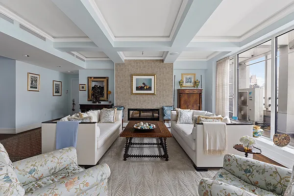 Sold by Compass | media 6