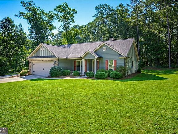 2nd image of 2317 Matt Michell Ln