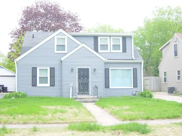 4623 Arlington St, Loves Park, IL 61111