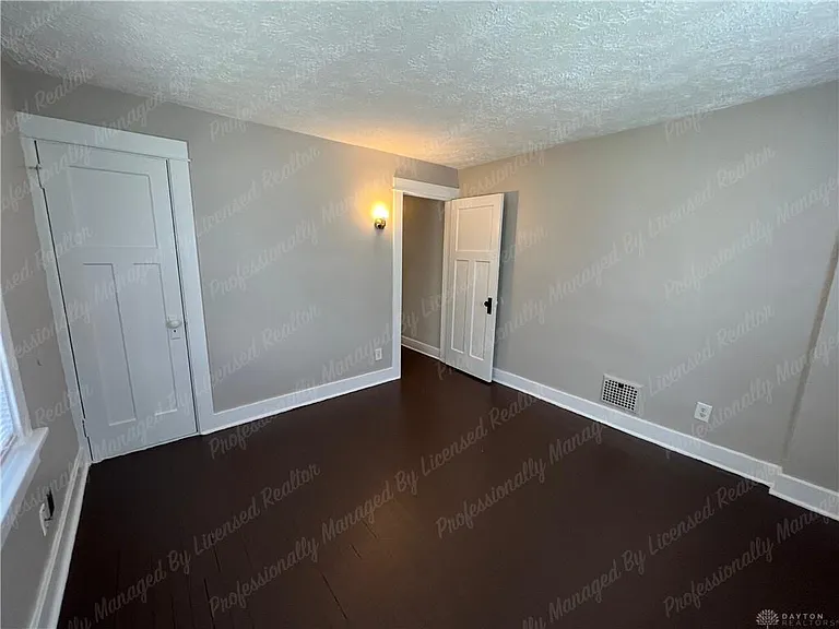 614 S Smithville Rd — Photo 19