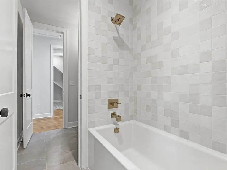 2704 Westwood Ave — Photo 44