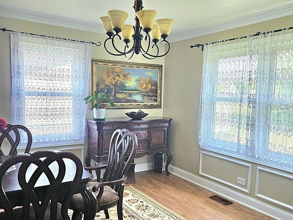2nd image of 1410 Ashton Ct