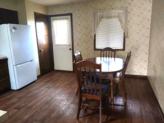 5th image of 5662 Leisure South Dr SE #3