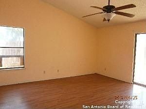 4th image of 5678 Wood Oak