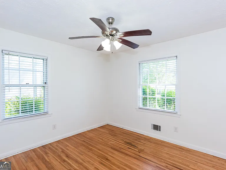 6551 Bussell Way — Photo 17