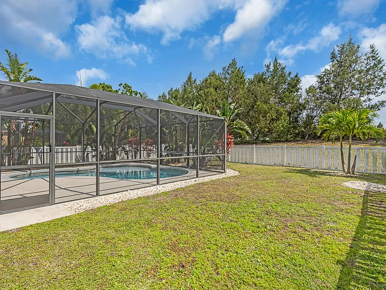 11790 Forest Park Cir — Photo 7
