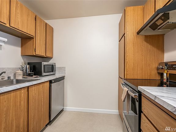 4th image of 3438 I St NE APT Q304