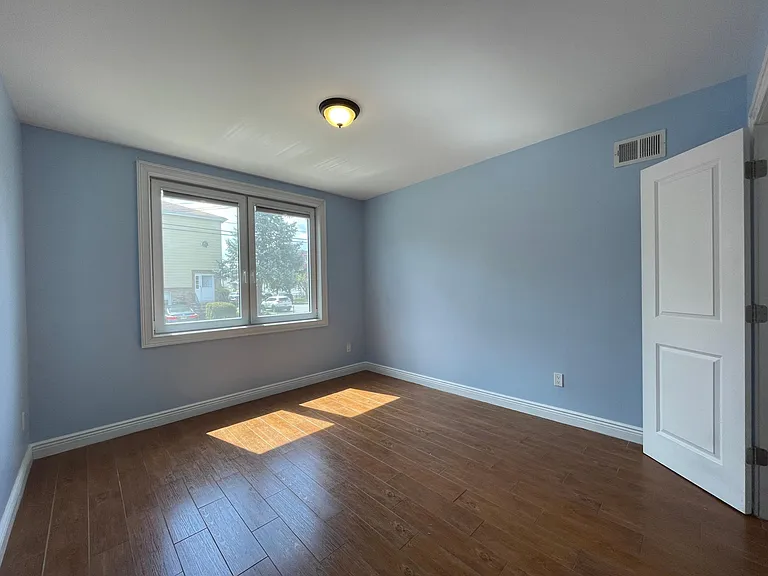 41 Mercer St #1 — Photo 10