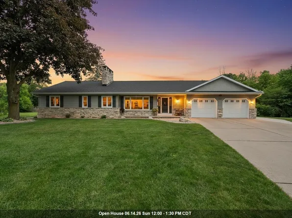 2687 Vissers Ct, Green Bay, WI 54313