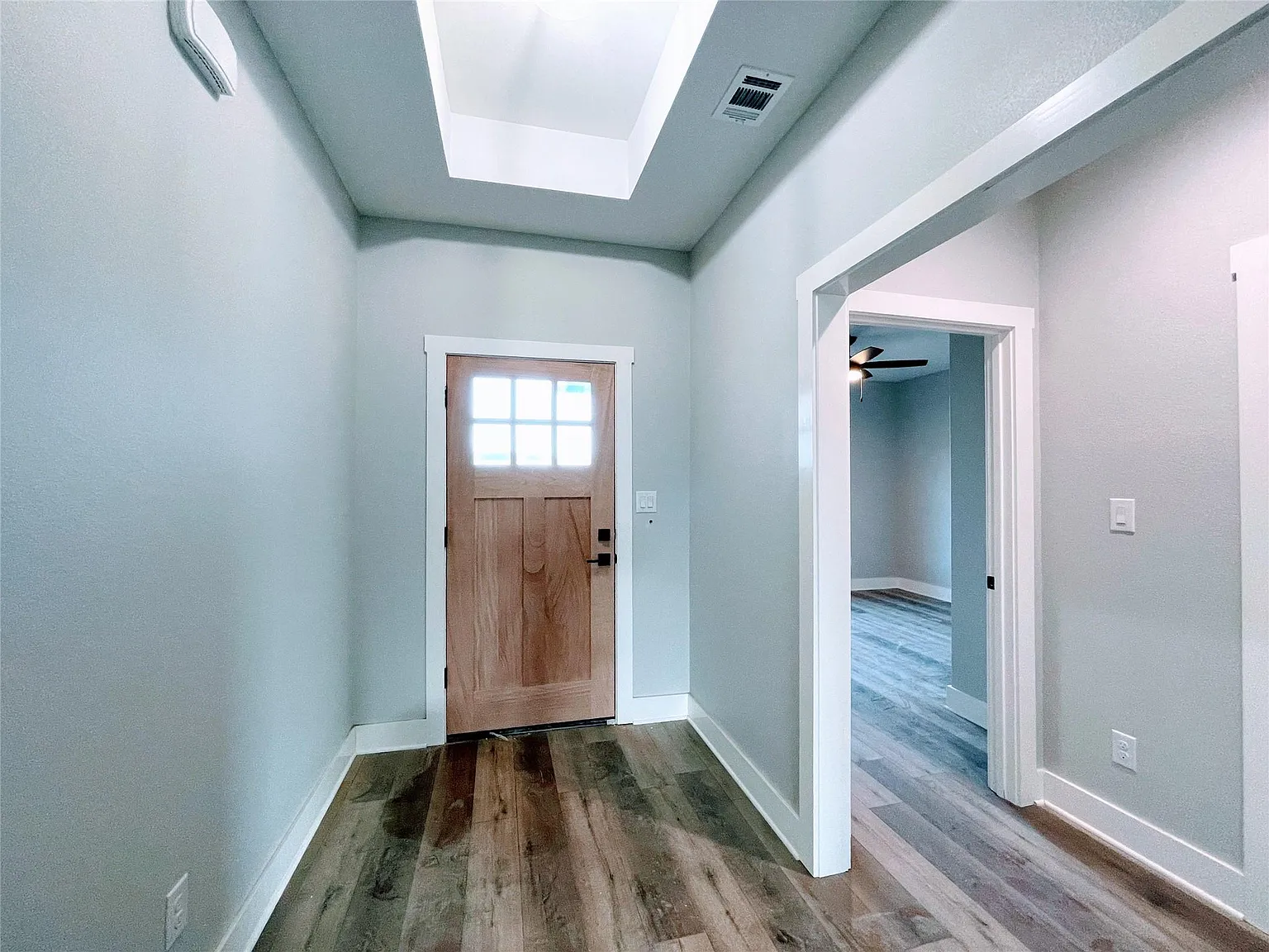 3 bed, 1700 sqft, $1,995 — Photo 4