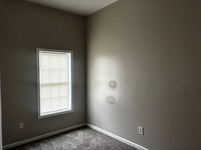 2281 Virginia St — Photo 5