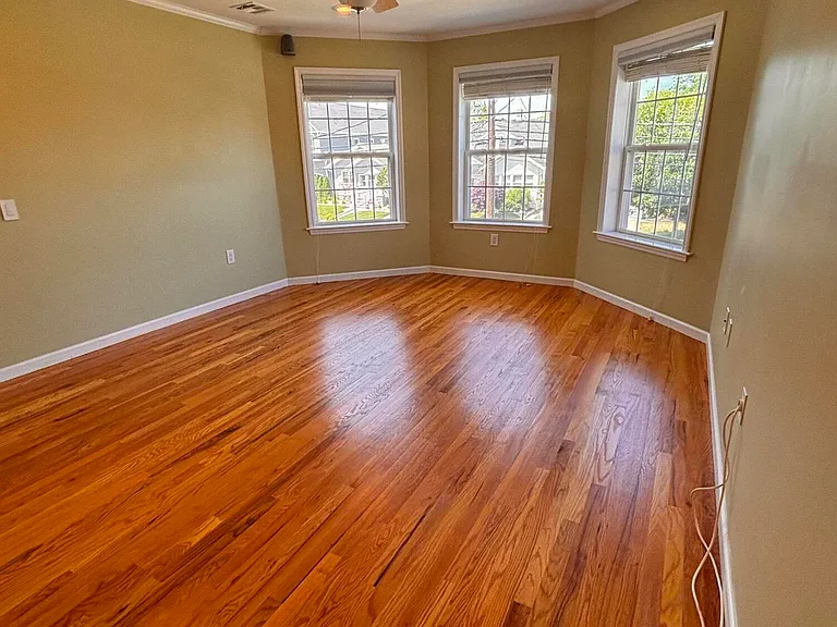 513 Evergreen Ave — Photo 29