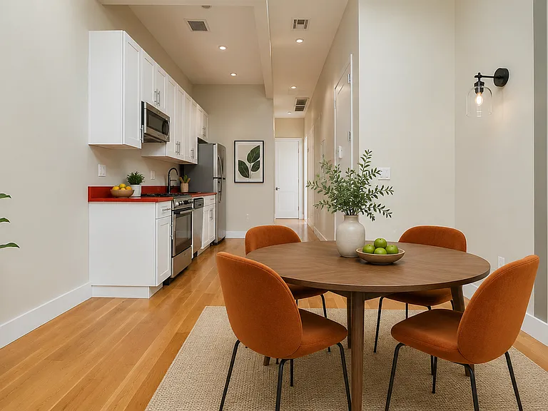 253 Melrose St #3L — Photo 2