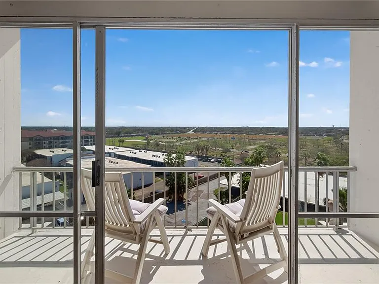 4600 Ocean Dr #703 — Photo 10