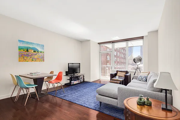 Rented by Compass | media 19